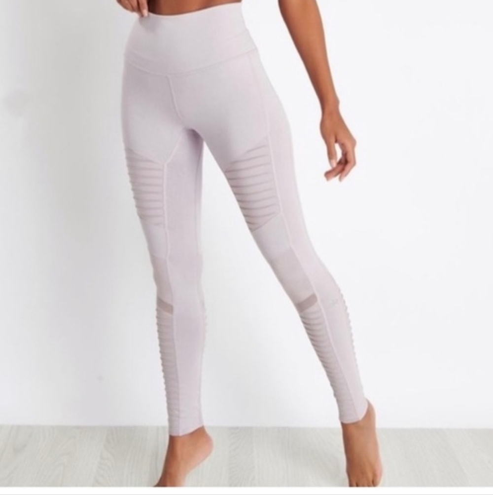 Alo Yoga High Waisted Glossy Moto Leggings Lilac Lavender Cloud Purple Small